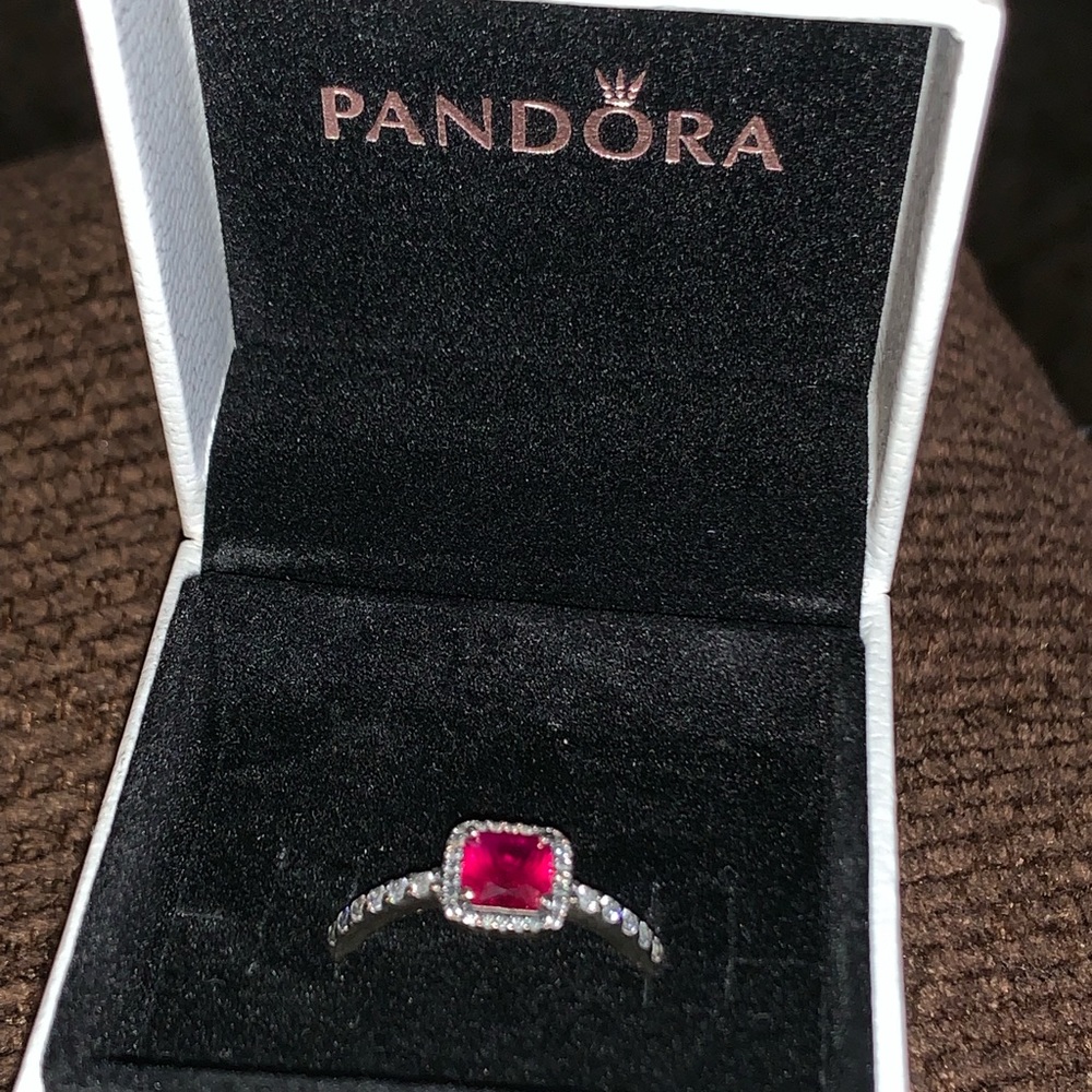 Pandora Timeless Elegance - Ruby Ring